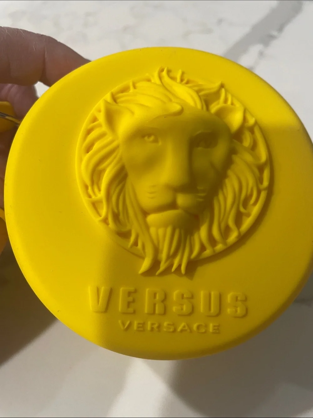 Versus Versace Unisex Yellow Silicone Lion Watch and Coin Pouch Set - Picture 9 of 9